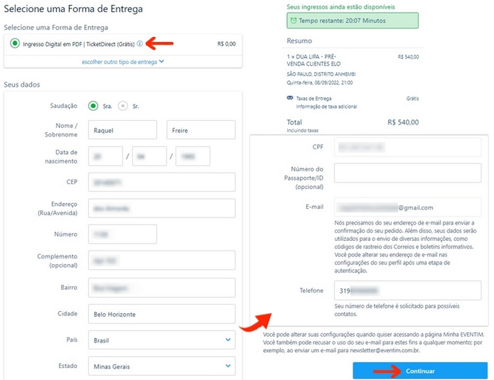 Seleção do tipo de entrega do ingresso e revisão dos dados pessoais no site Eventim — Foto: Reprodução/Raquel Freire