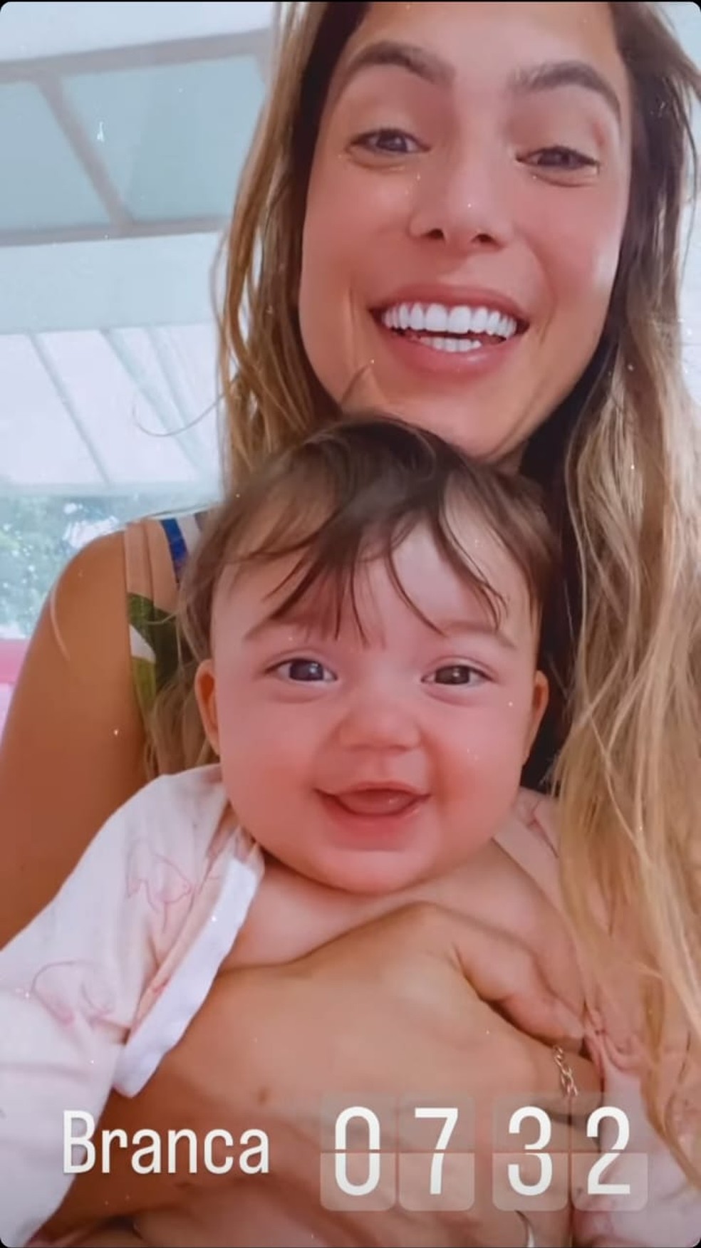 Branca Feres acordou cedo para cuidar da filha — Foto: Instagram