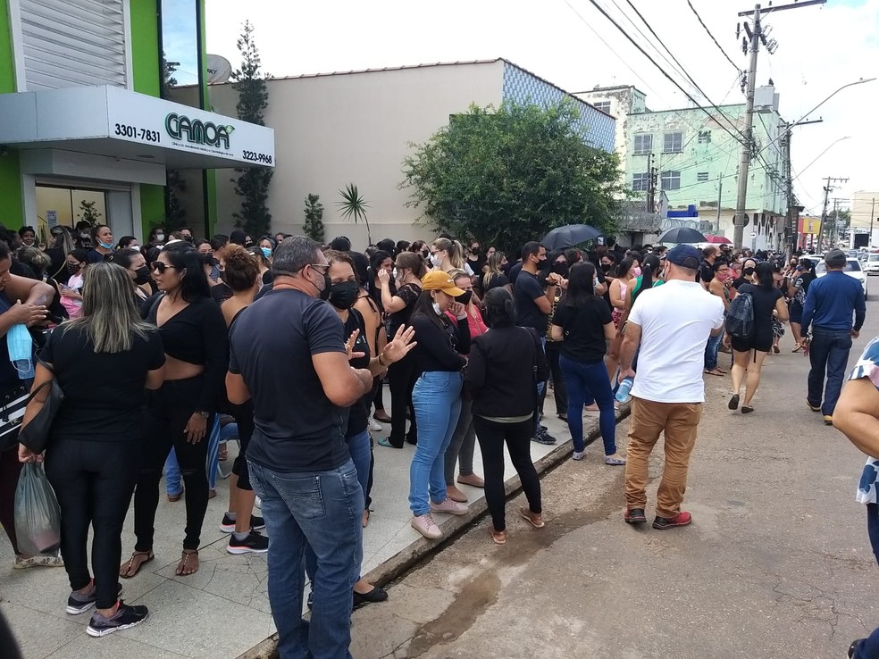 Por conta da greve, cerca de 70% das escolas não iniciam ano letivo na capital — Foto: Eldérico Silva/Rede Amazônica