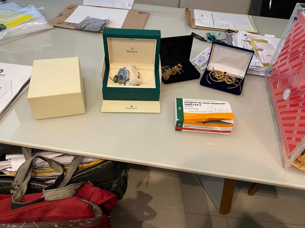 Joias apreendidas na operação  — Foto: Divulgação