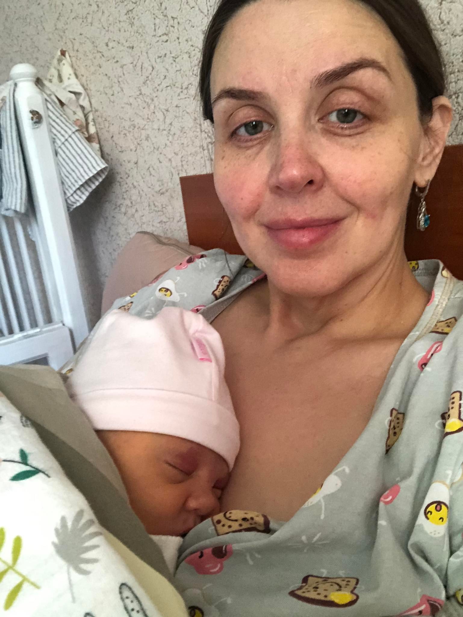 Maternidade em tempos de guerra: ucranianas relata como é dar à luz durante guerra com a Rússia (Foto: Acervo Pessoal/Marie Claire Ucrânia)