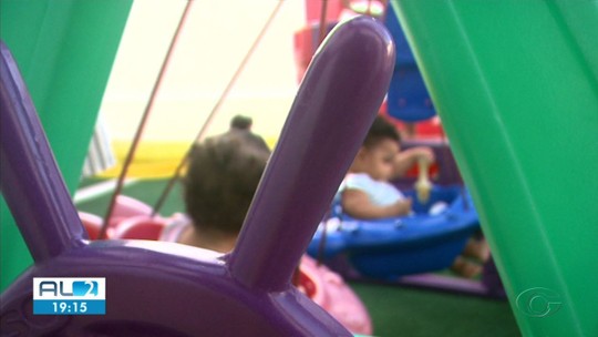 81 crianças e adolescentes vivem em abrigos em Maceió
