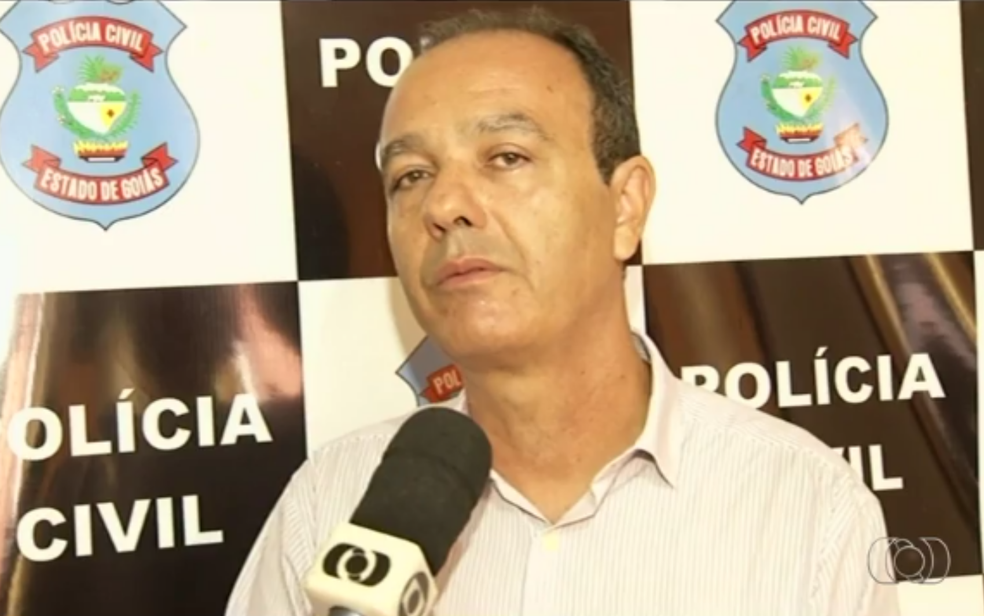 Delegado Helio Rodrigues de Sousa, que investiga professoras suspeitas de sequestrar diretora, em AnÃ¡polis (Foto: ReproduÃ§Ã£o/TV Anhanguera)