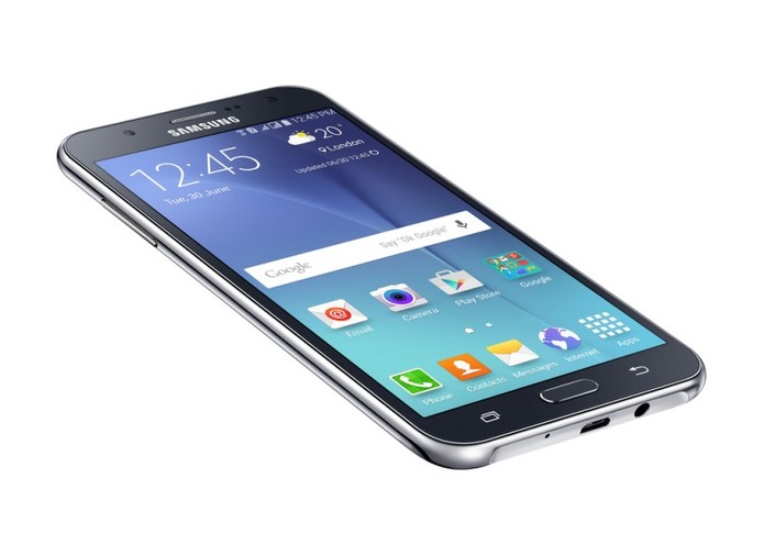 Galaxy J5 é um telefone com TV Digital e bom espaço para músicas (Foto: Divulgação/Samsung)