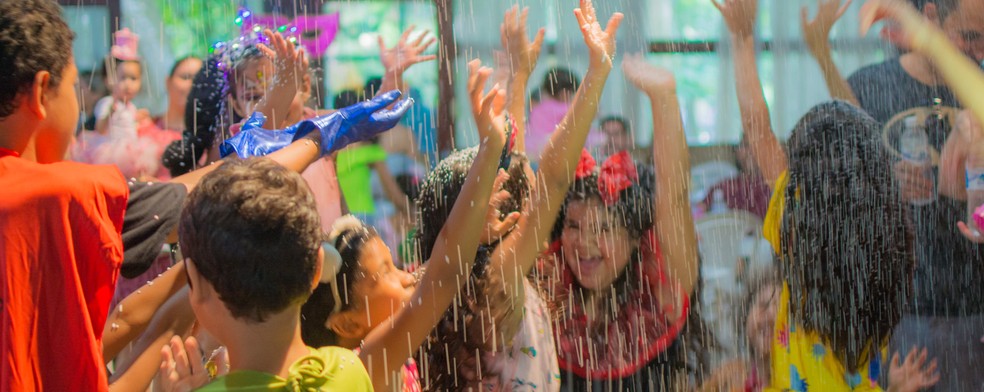 Bailinho de carnaval do Shopping Center Lapa — Foto: Maksuel Martins/GEA/Divulgação