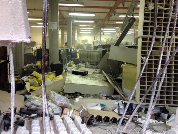 Imagem mostra destruição no interior da empresa após assalto em Campinas (Foto: Batalhão de Operações Especiais da Polícia Militar/Baep)