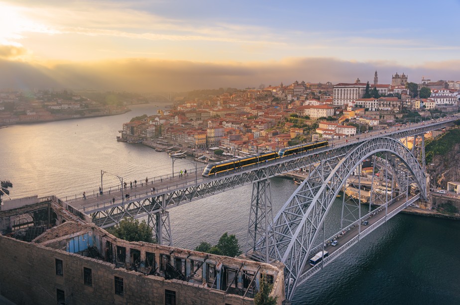 Ponte Luís I sobre o Rio Douro, no Porto