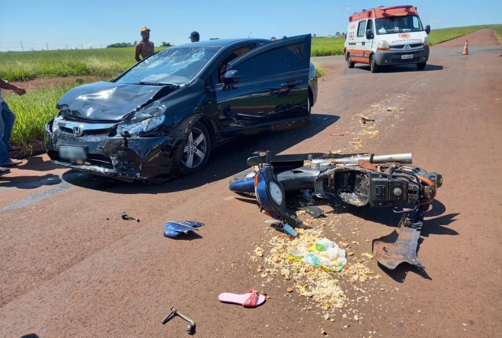 Acidente entre carro e moto deixa mulher gravemente ferida em Jaú — Foto: Arquivo pessoal