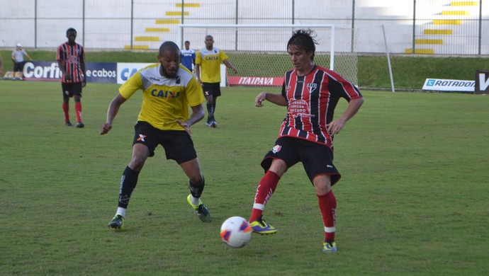 Juninho Bahia Santa Cruz de Natal x ABC (Foto: Jocaff Souza/GloboEsporte.com)