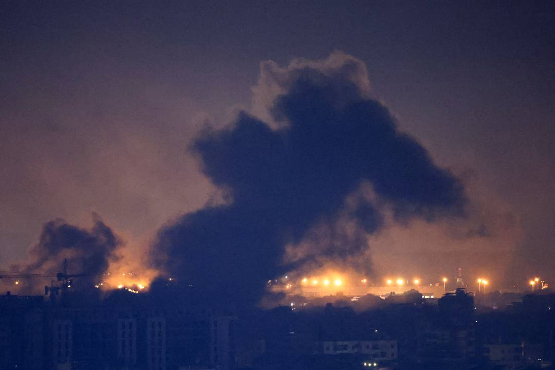 Israel volta a bombardear Beirute nesta sexta-feira (4).