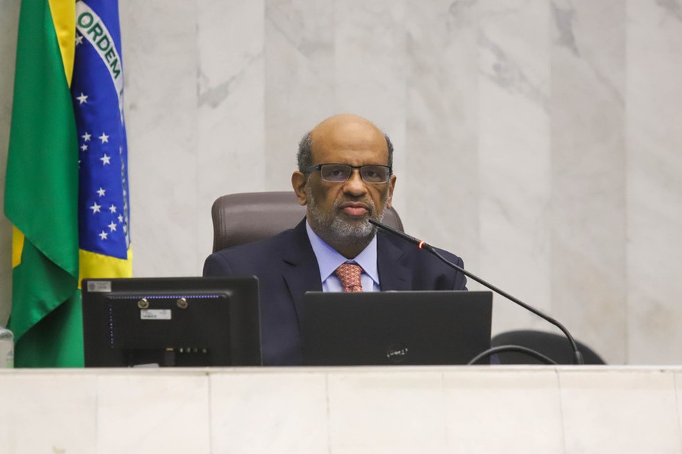 Rêne Garcia é secretário da fazenda — Foto: Ari Dias/AEN