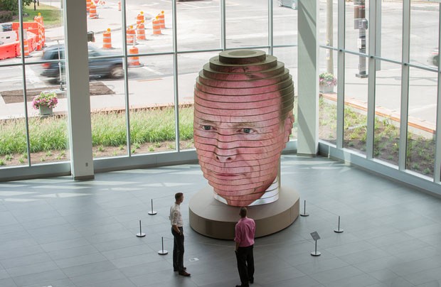 Escultura digital faz sucesso ao reproduzir o rosto dos visitantes em 3D (Foto: Divulgação)