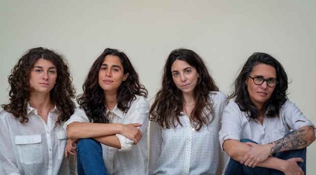 Giovanna Sasso, Natalie Zarzur, Rafaela Frankenthal e Claudia Farias, fundadoras da SafeSpace (Foto: Victoria Manzoli/Divulgação)