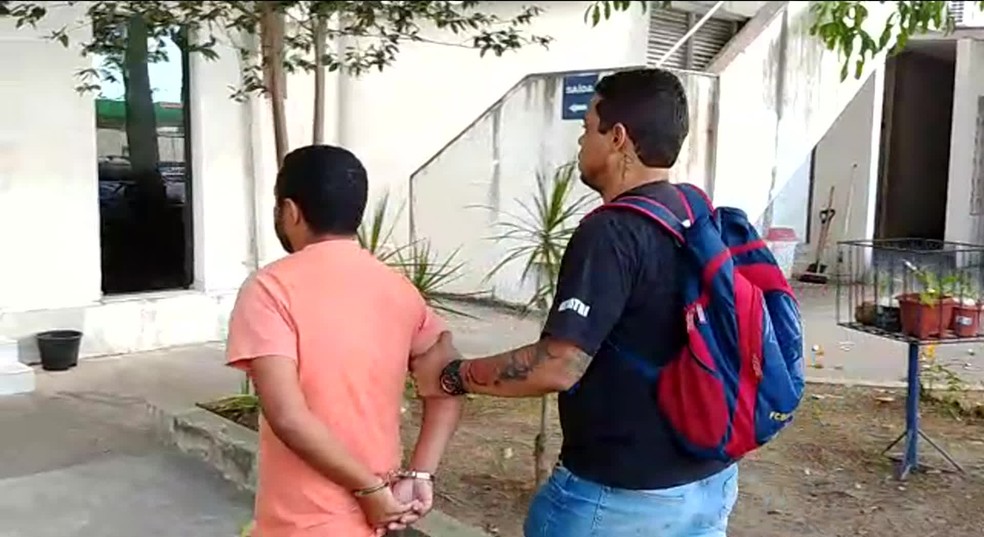 Suspeitos presos eram especializados em crime de receptação de veículos roubados e adulteração, diz delegado — Foto: Reprodução/TV Globo
