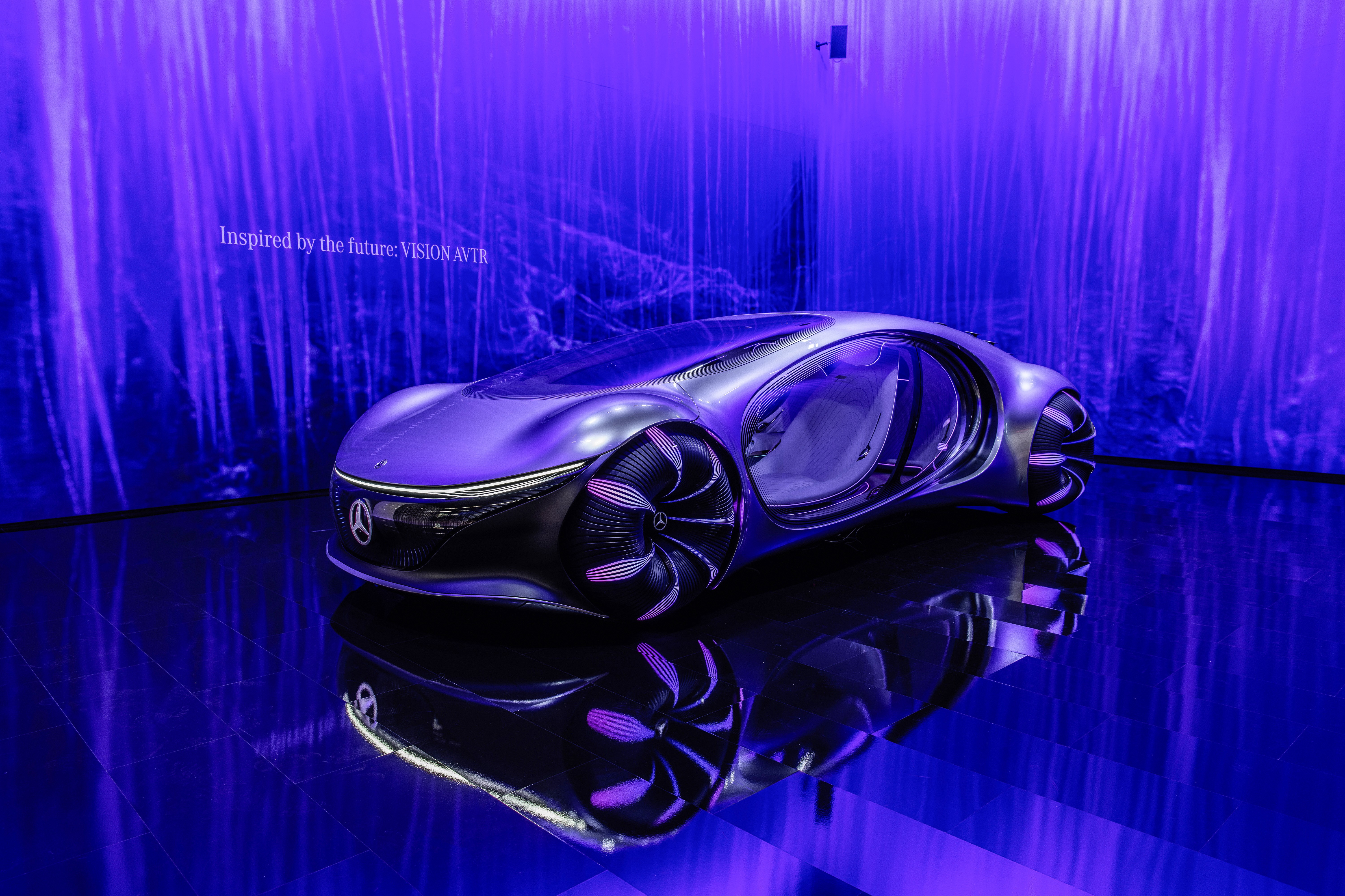 O carro Vision AVTR foi inspirado em “Avatar” e tem muitos recursos tecnológicos e materiais sustentáveis na composição  (Foto: Divulgação)