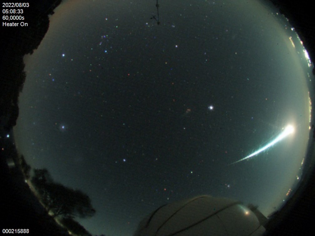 Imagem do meteoro feita pelo  Laboratório Nacional de Astrofísica — Foto: Divulgação
