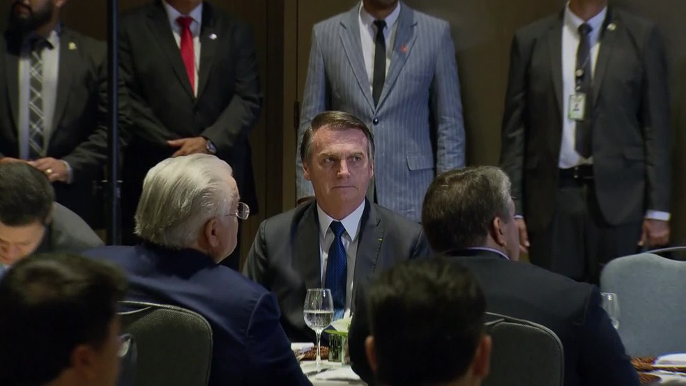 Jair Bolsonaro participa de almoÃ§o no Rio de Janeiro â Foto: ReproduÃ§Ã£o/TV Globo