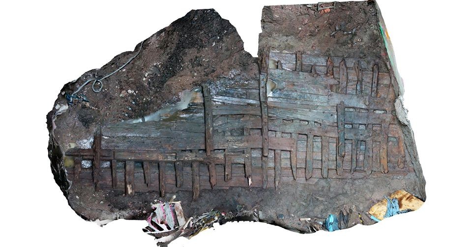 Especialistas suspeitam que construção seja o navio Samson, construído à época de Carlos IX (Foto: Reprodução Facebook/Arkeologikonsult)