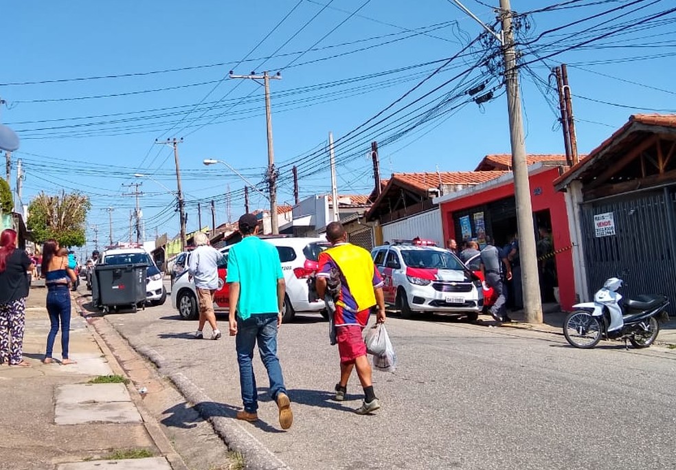 Troca de tiros deixa PM baleado e homem morto na zona norte de Sorocaba ...