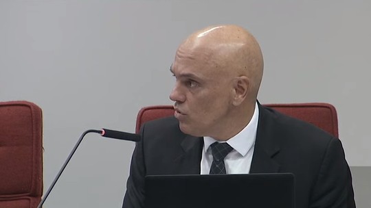 Moraes diz que modelo de regulamentação está 'falido' e que redes sociais foram 'instrumentalizadas' no 8 de janeiro