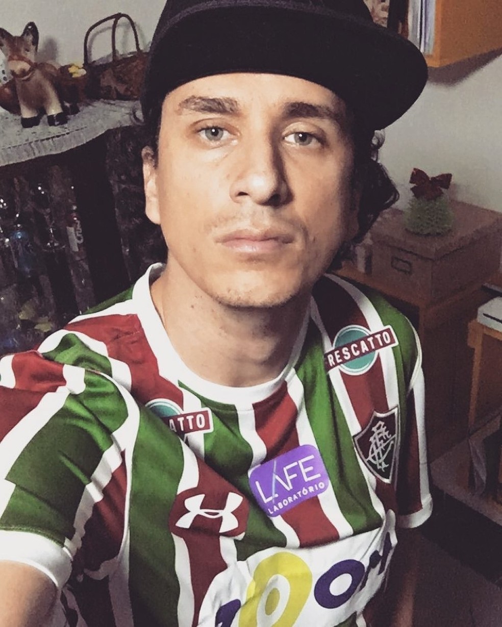 Rafael Portugal tem várias fotos com a camisa do Fluminense em suas redes sociais — Foto: Arquivo pessoal