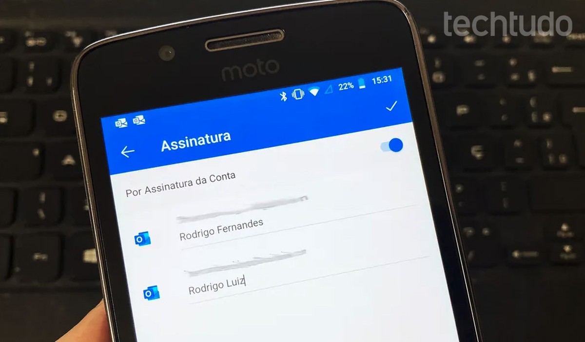 Como fazer assinatura no Outlook pelo celular