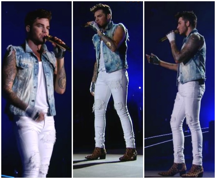 Adam Lambert mostra que tem estilo: calça branca, colete jeans e bota animal print (Foto: Gshow)