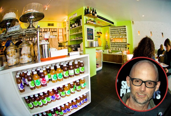 Moby é o dono do TeaNY, em Nova York. A casa de chá e café serve produtos veganos desde 2002 (Foto: Getty Images / Divulgação)