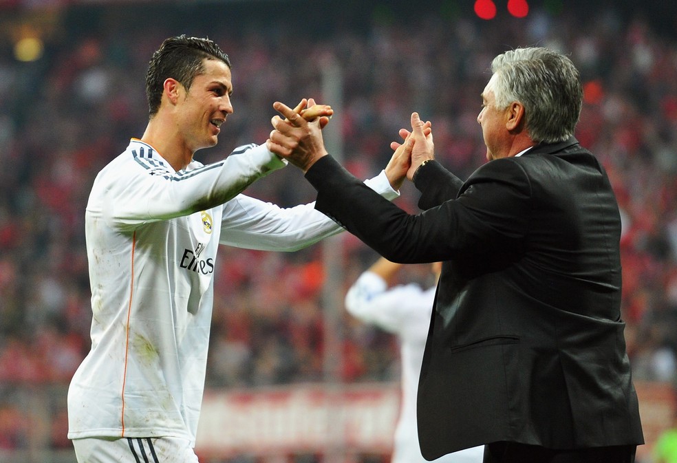 Volta ao Real Madrid geraria reencontro de Cristiano oRonaldo com Carlo Ancelotti — Foto: Getty Images