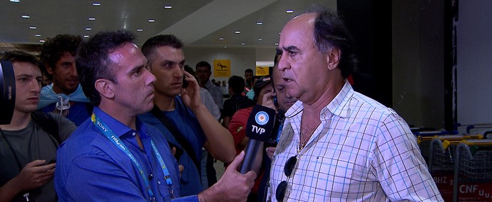 Surpreendido por jornalistas ao voltar de férias, Marcelo nega saída de Dedé
