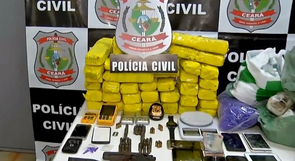 Quase 60 kg de drogas foram apreendidos pela polÃƒÂ­cia em Fortaleza nesta terÃƒÂ§a-feira (2). Ã¢â‚¬â€ Foto: ReproduÃƒÂ§ÃƒÂ£o/TV Verdes Mares