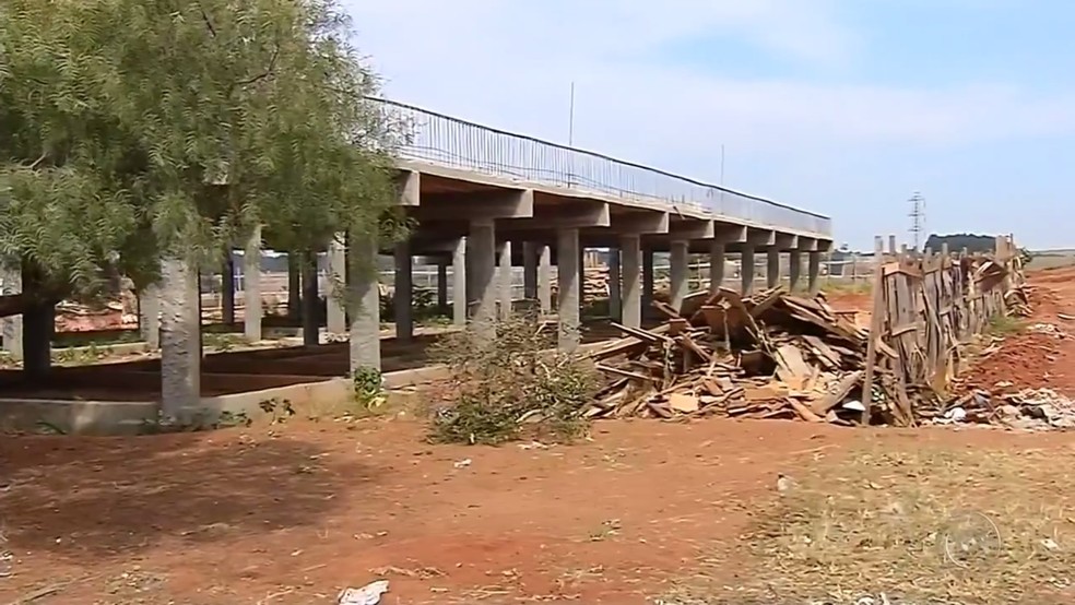 Denúncia apontava irregularidades no pagamento para empresa que construiu creche em São Manuel — Foto: Reprodução/TV TEM