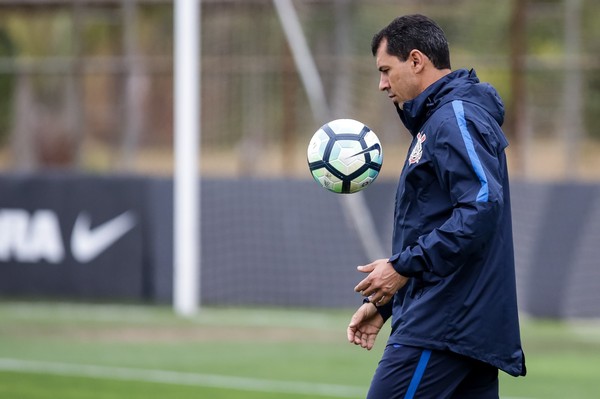 Corinthians se reapresenta após dois dias de folga; veja planos de Carille