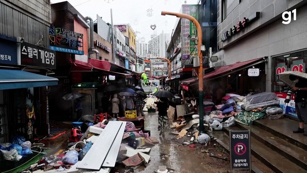 Chuva recorde deixa pelo menos 8 mortos na capital da Coreia do Sul