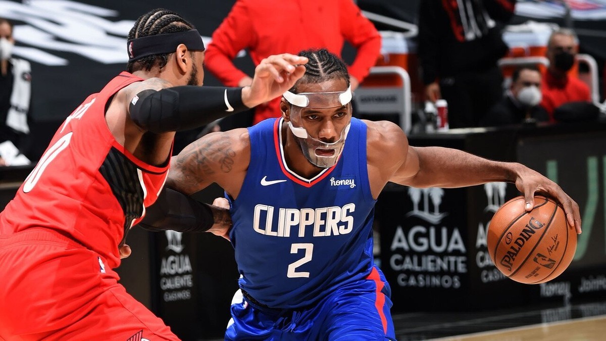 "Super" Kawhi Volta E Rege Vareio Dos Clippers, Que Detonam Blazers E ...