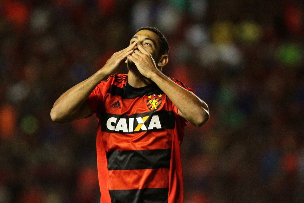 Diego Souza teve duas passagens pelo Sport (Foto: Marlon Costa / Pernambuco Press)