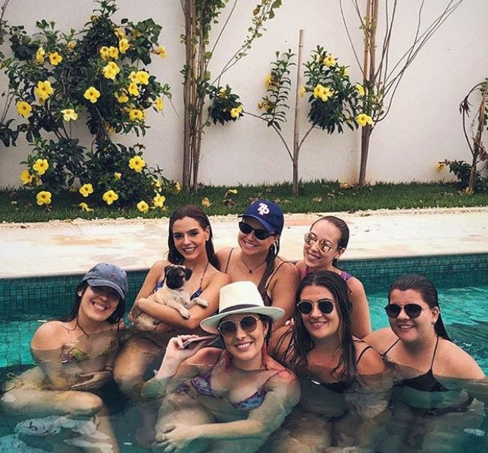 Giovanna Lancellotti Perde O Brinco Em Brincadeira Com Filhote De Cachorro E Revela Ele Engoliu Famosos Gshow