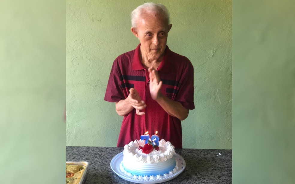 João Batista no aniversário de 73 anos — Foto: Reprodução/Arquivo pessoal