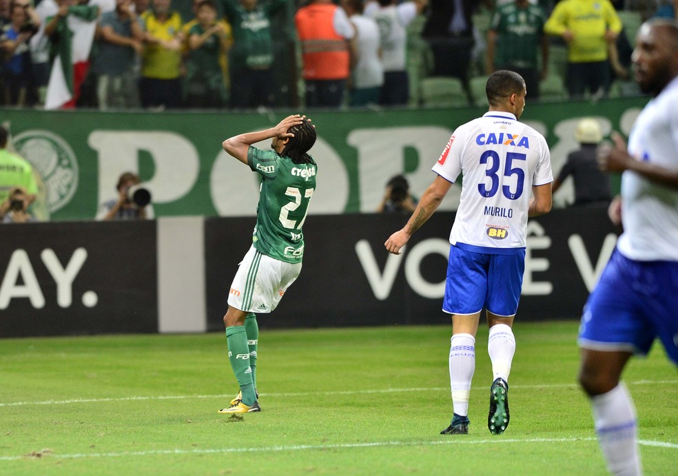 Tropeço do Palmeiras impediu campeonato de pegar fogo, mas ainda dá (Foto: Marcos Ribolli)