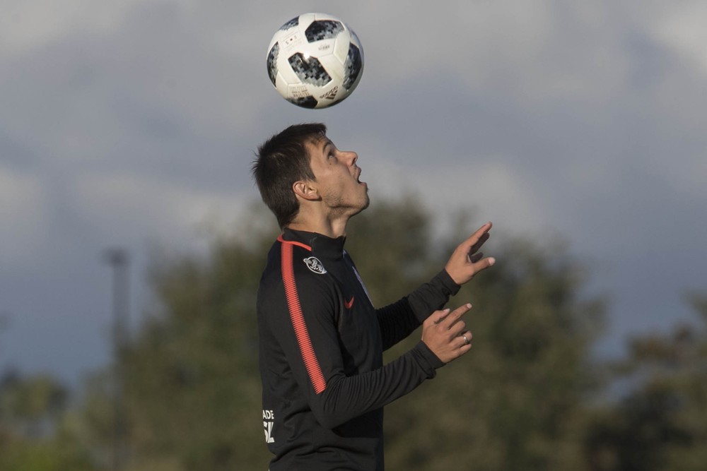 Esquema muda, e Romero segue intocável no Corinthians de Fábio Carille