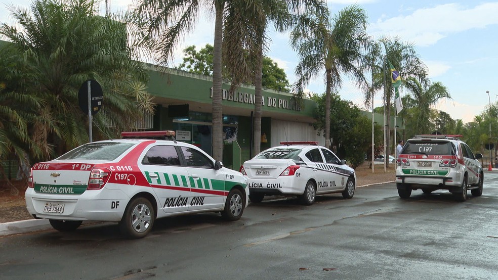 Fachada da 1ª Delegacia de Polícia, na Asa Sul, em imagem de arquivo — Foto: TV Globo/Reprodução 
