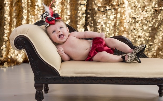 Bebê usando o sapato da 'Pee Wee Pumps' (Foto: Divulgação)