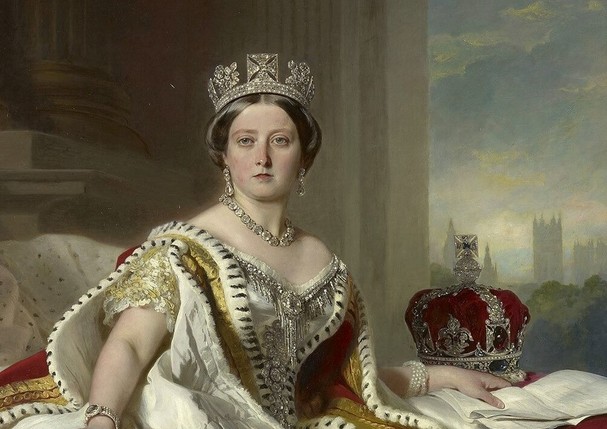 A Rainha Vitória usando o Diadema de Jorge IV, ao lado de sua própria verão da Coroa Imperial de Estado, em 1859 (Foto: Getty Images)
