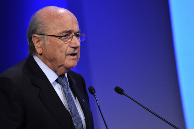 Para Joseph Blatter, a Copa de 2022 deverá acontecer durante o inverno (Foto: getty images)