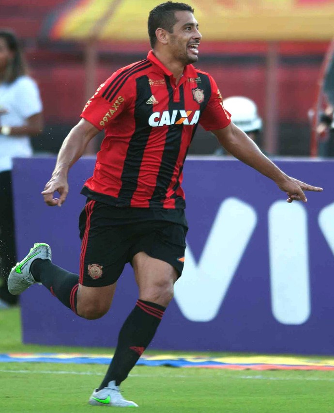 Diego Souza Sport x Ponte Preta (Foto: Aldo Carneiro / Pernambuco Press) Diego Souza Sport x Ponte Preta (Foto: Aldo Carneiro / Pernambuco Press)