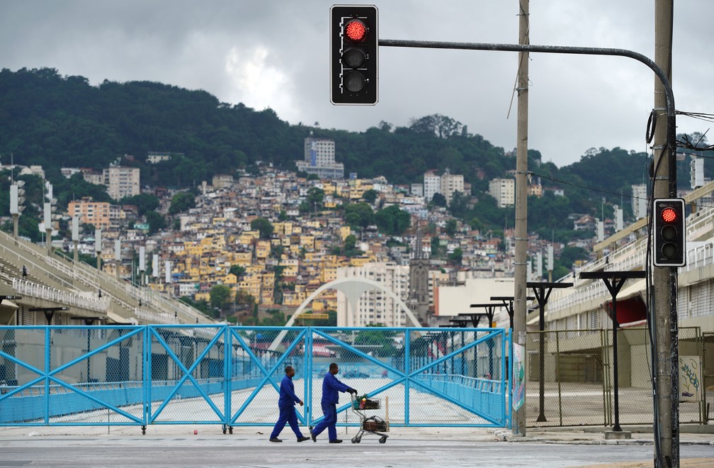 Sinal vermelho para o Carnaval 2021 — Foto: Marcos Serra Lima/G1