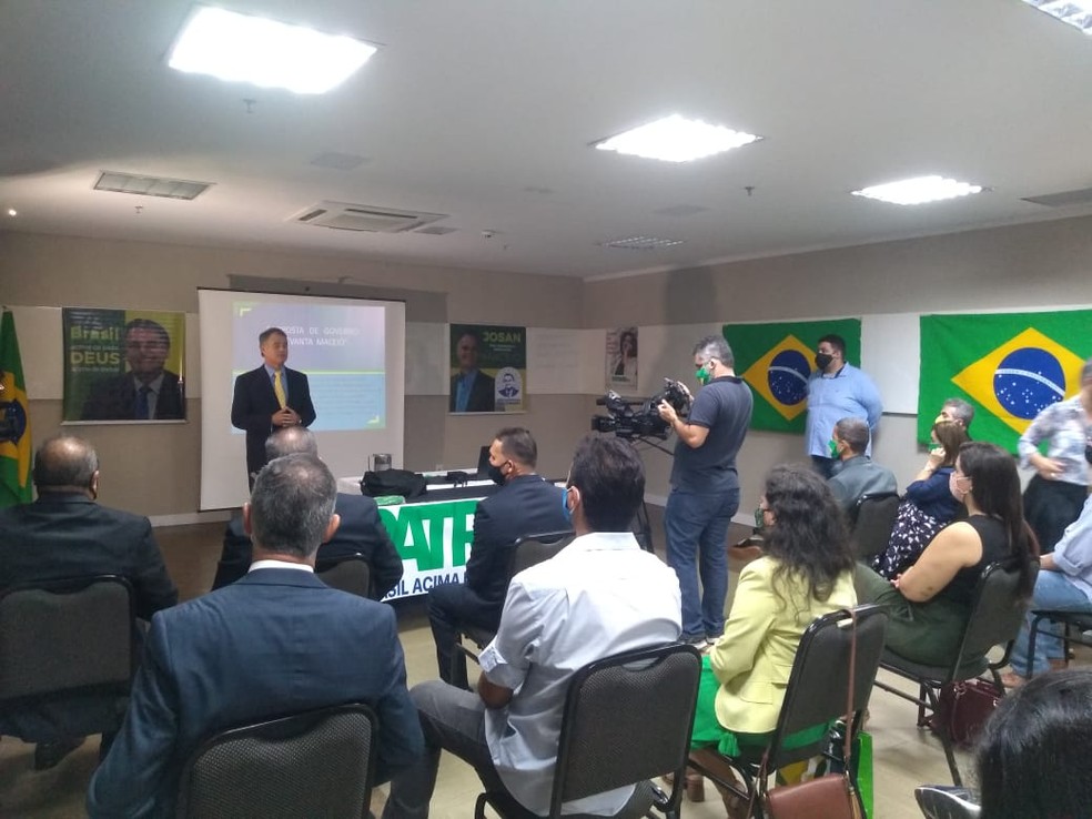 Convenção que oficializou candidatura de Josan Leite à prefeitura de Maceió aconteceu em um hotel na Ponta Verde; Patriota tem 9 candidatos a vereador — Foto: Carol Sanches/TV Gazeta