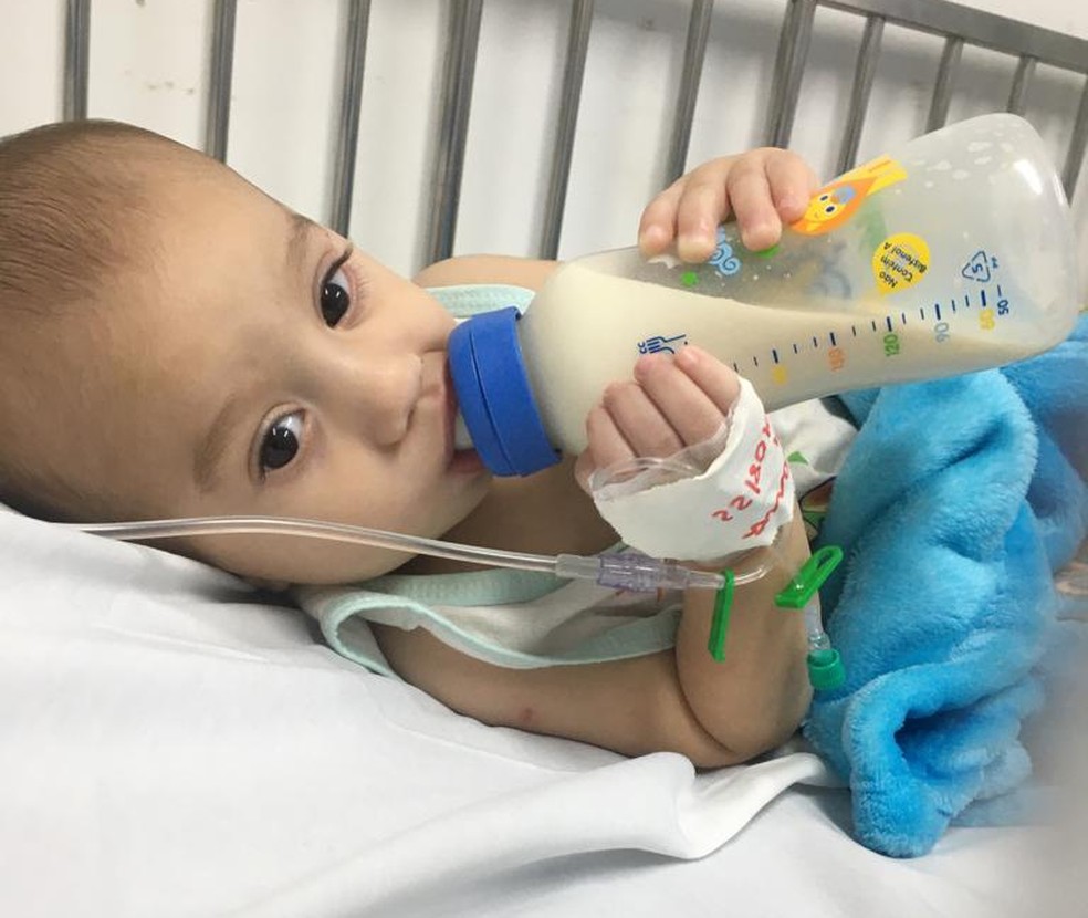 Mãe de Enrico Gotardo Ferreira levou o bebê quatro vezes do Hospital Materno Infantil Francisco de Assis, em Guarapari, antes dele falecer.  — Foto: Arquivo pessoal