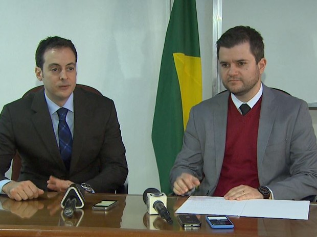 Promotores Leonardo Romanelli e Herbert Vitor Oliveira, em Ribeirão Preto, SP (Foto: Mauricio Glauco/EPTV)