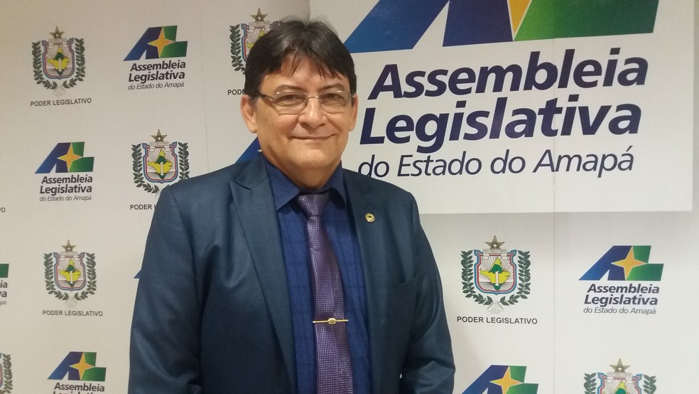 Deputado estadual Max da AABB presidiu audiência pública em Macapá (Foto: Jéssica Alves/G1)